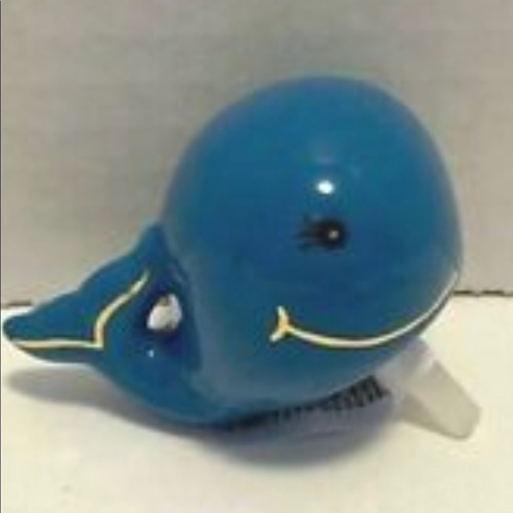 🐳NWT Nora Fleming Hand-Painted Mini: St. Jude Whale - Limited Edition